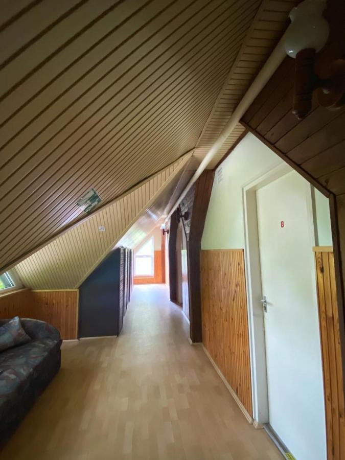 Platan Ueduelo Lägenhet Balatonlelle Exteriör bild