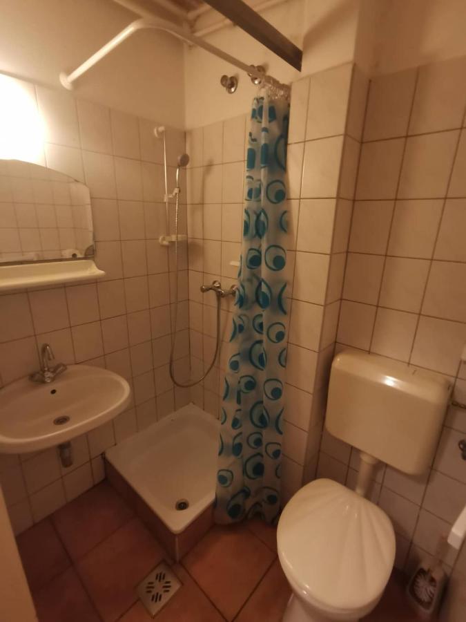 Platan Ueduelo Lägenhet Balatonlelle Exteriör bild